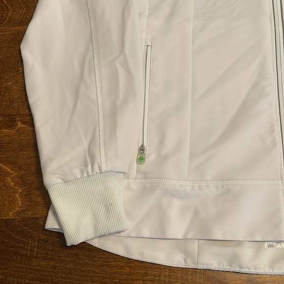 HEALING HANDS HH360 Scrub Jacket - Picture 2 of 8